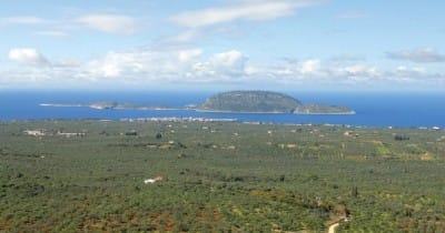 proti_view ΑΥΤΟΣ Ο ΚΑΜΠΟΣ ΕΙΝΑΙ ΔΙΚΟΣ ΜΑΣ. ΔΕΝ ΜΠΟΡΕΙ ΚΑΝΕΙΣ ΝΑ ΤΟΝ... ΑΠΑΞΙΩΣΕΙ