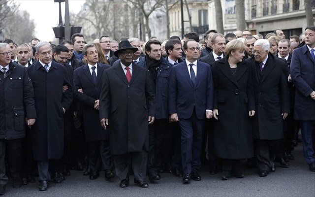 gallia-parisi-poreia-enotitas-charlie-hebdo
